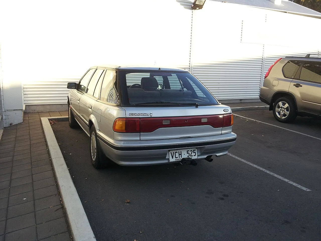 Ford Corsair UA, rear