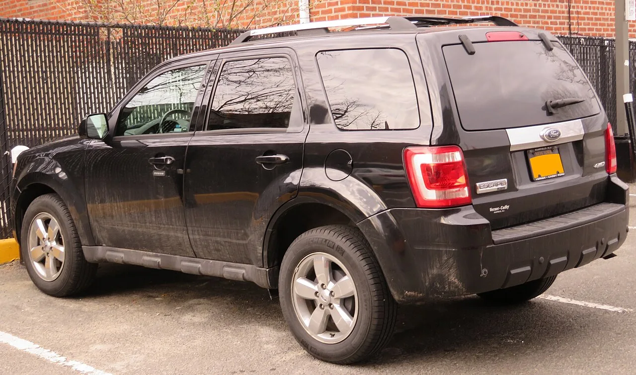 Ford Escape, rear