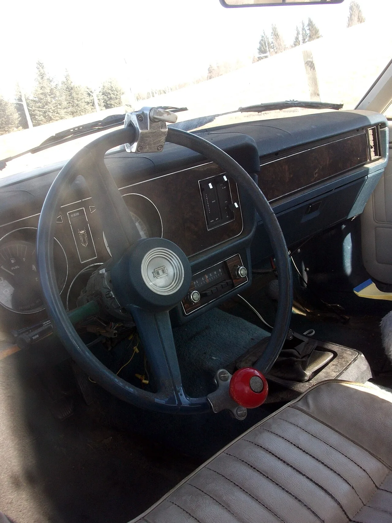 Ford Fairmont, interior