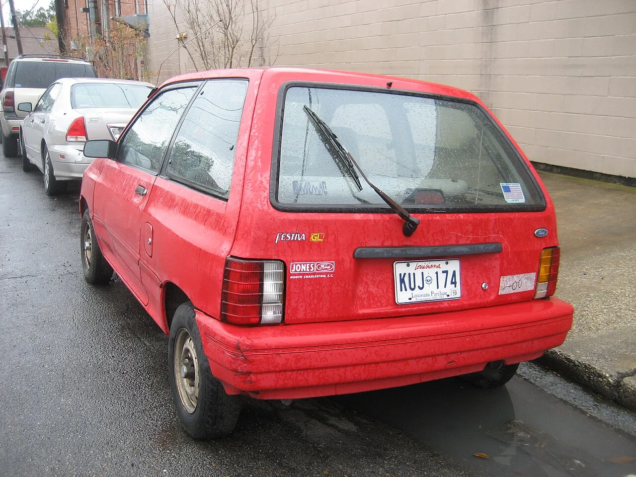 Ford Festiva WA, rear