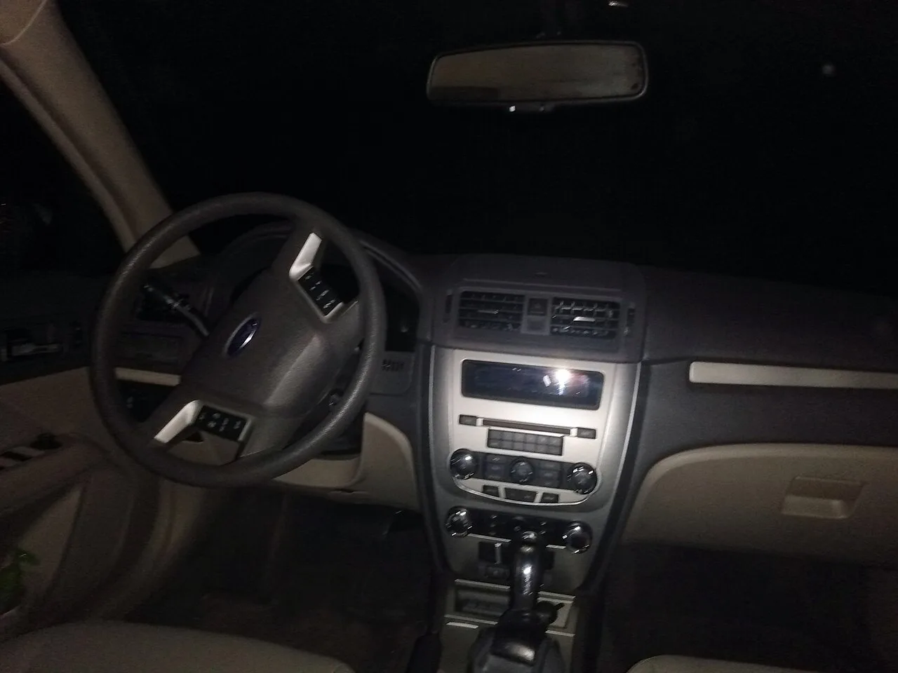 Ford Fusion, interior
