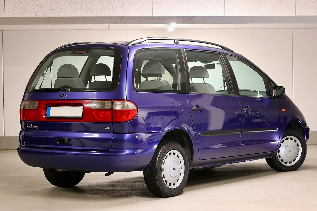 Ford Galaxy, rear