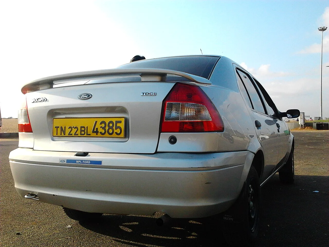 Ford Ikon first generation, rear