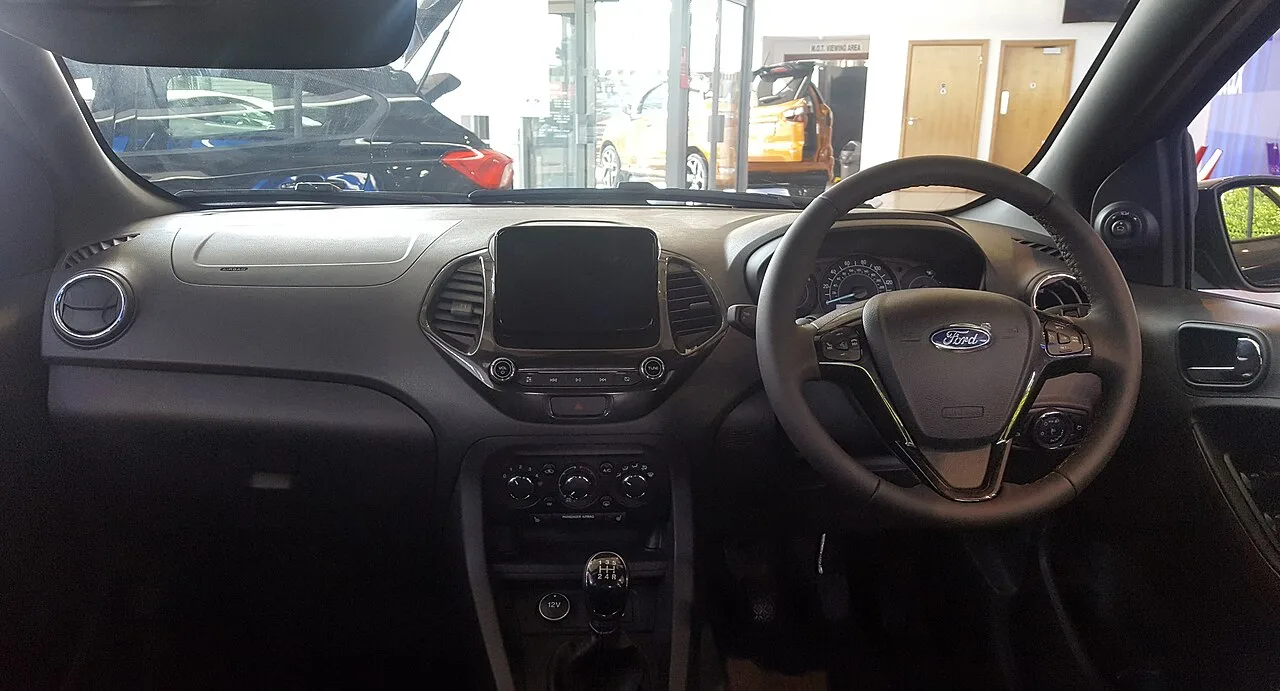 Ford Ka B402, interior