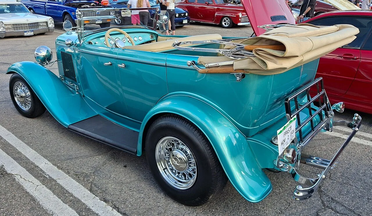 Ford Model A, side
