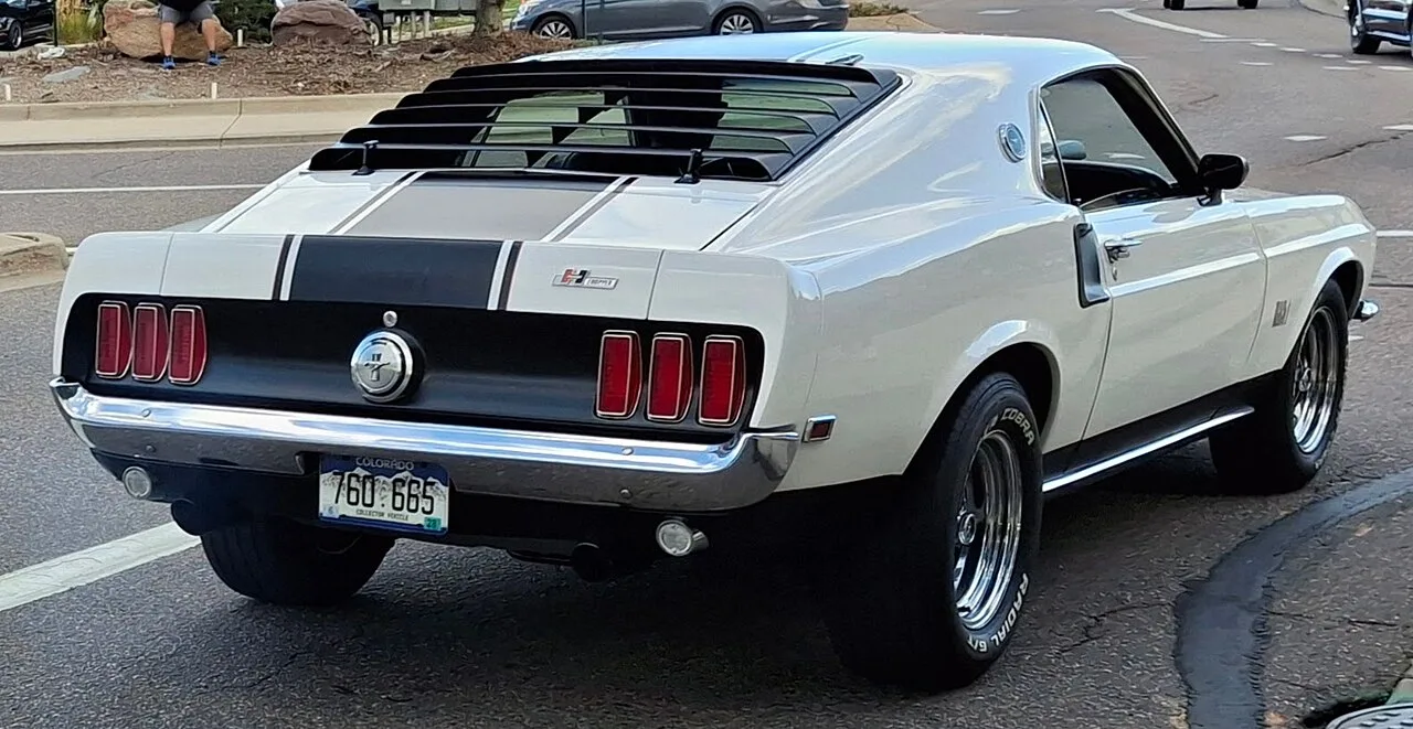 Ford Mustang Mach 1, rear