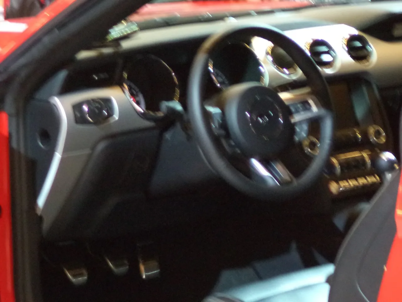 Ford Mustang, interior
