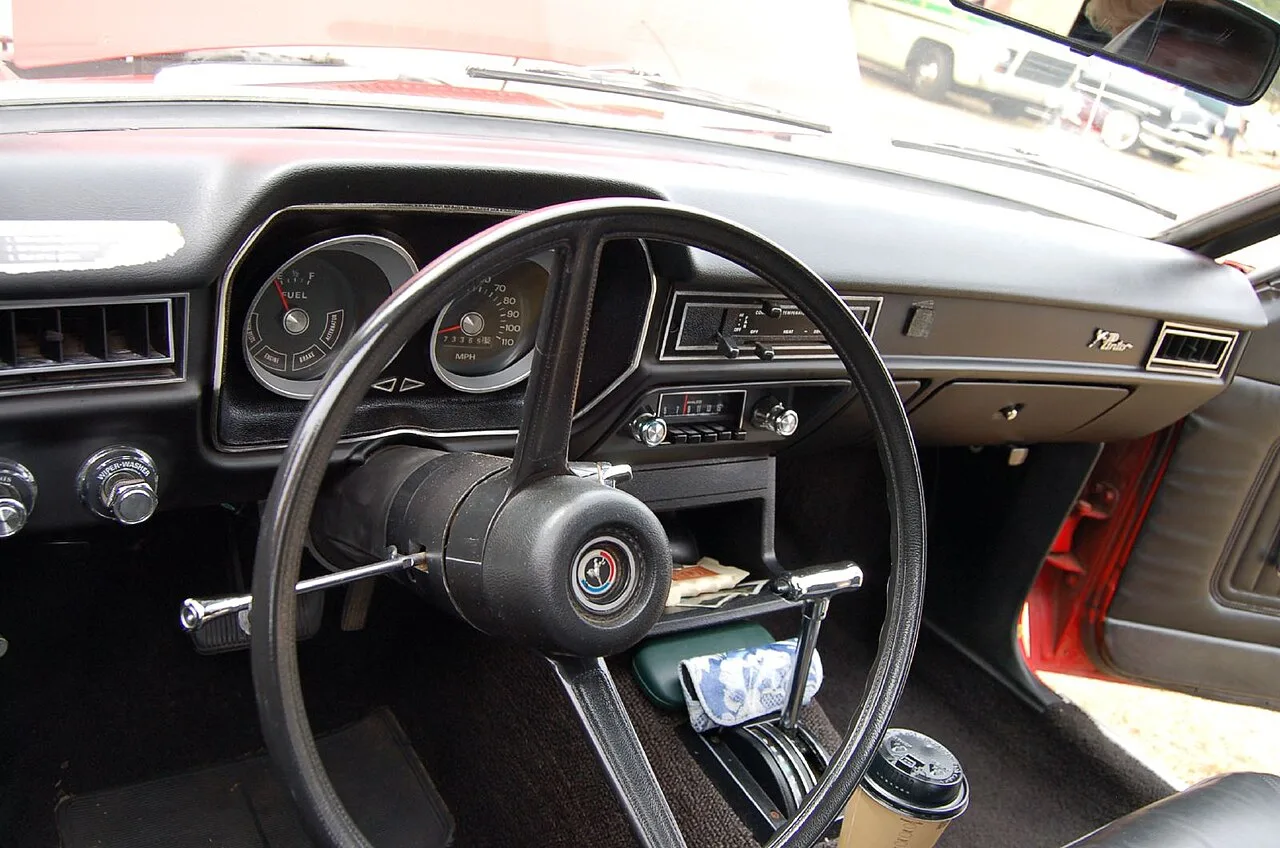 Ford Pinto, interior