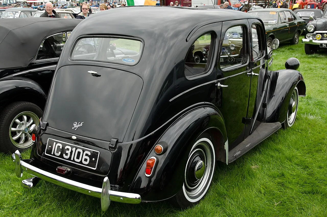 Ford Prefect E93A, rear