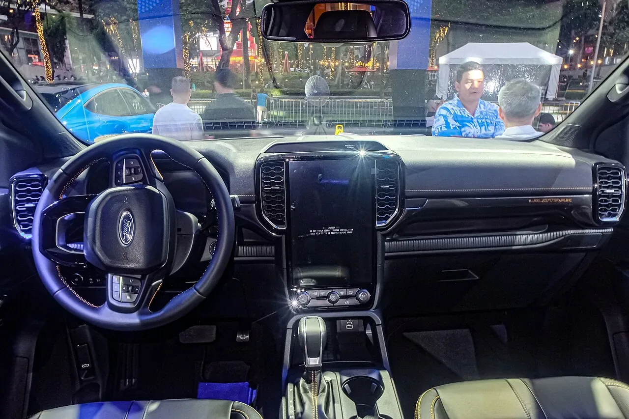 Ford Ranger, interior