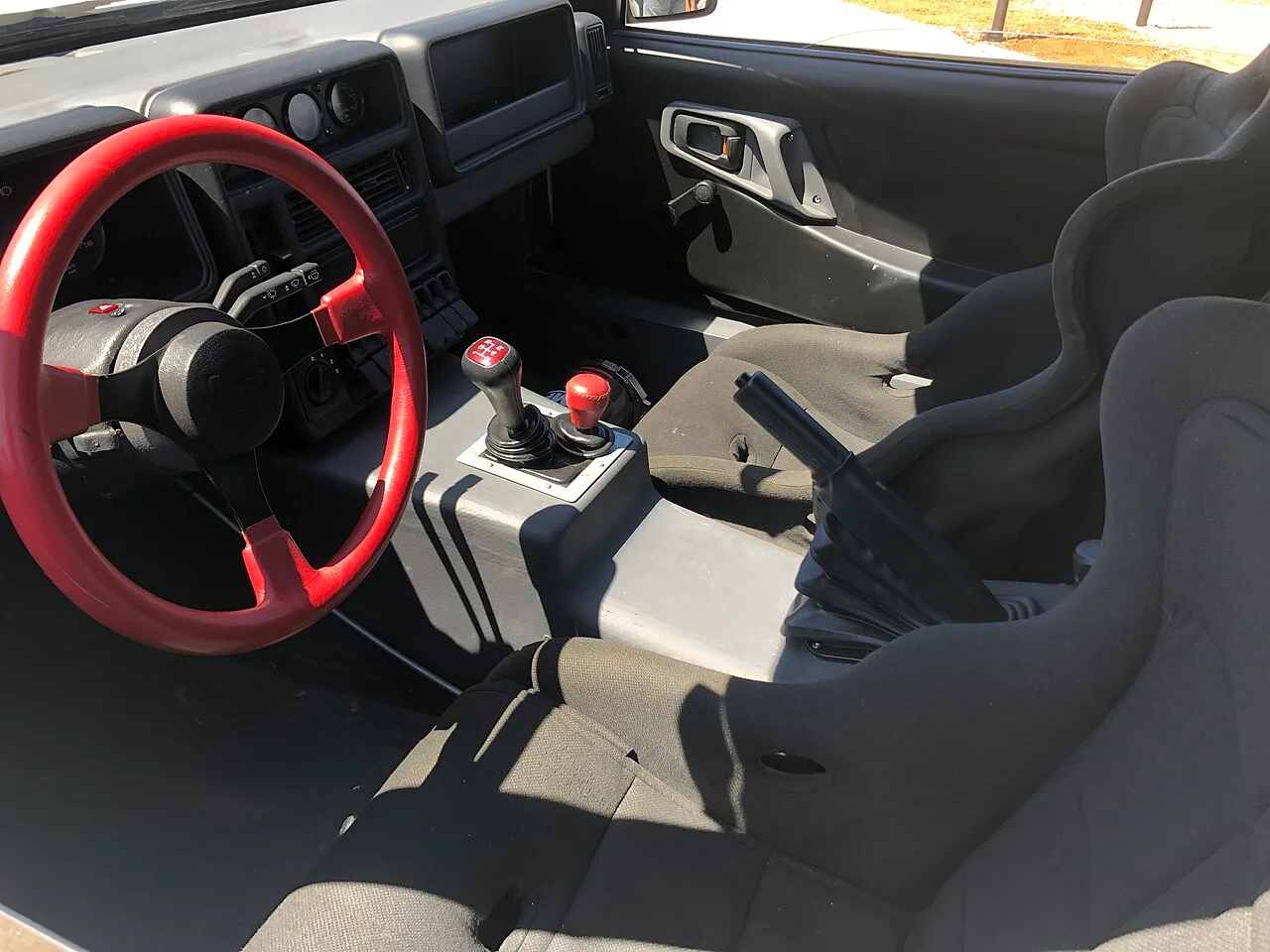 Ford RS200, interior