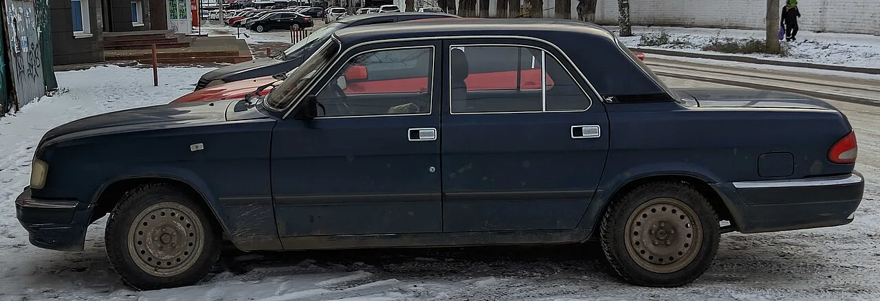 GAZ 3110, side