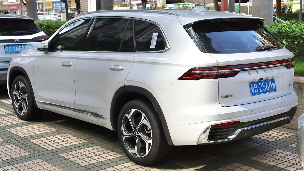 Geely Xingyue L, rear