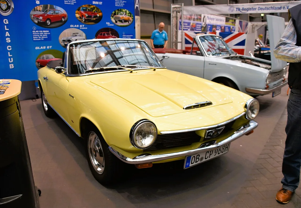 Glas 1700 TS, rear