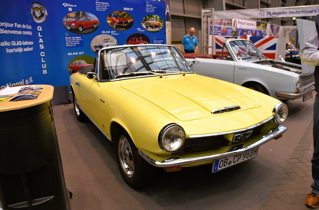 Glas GT, rear