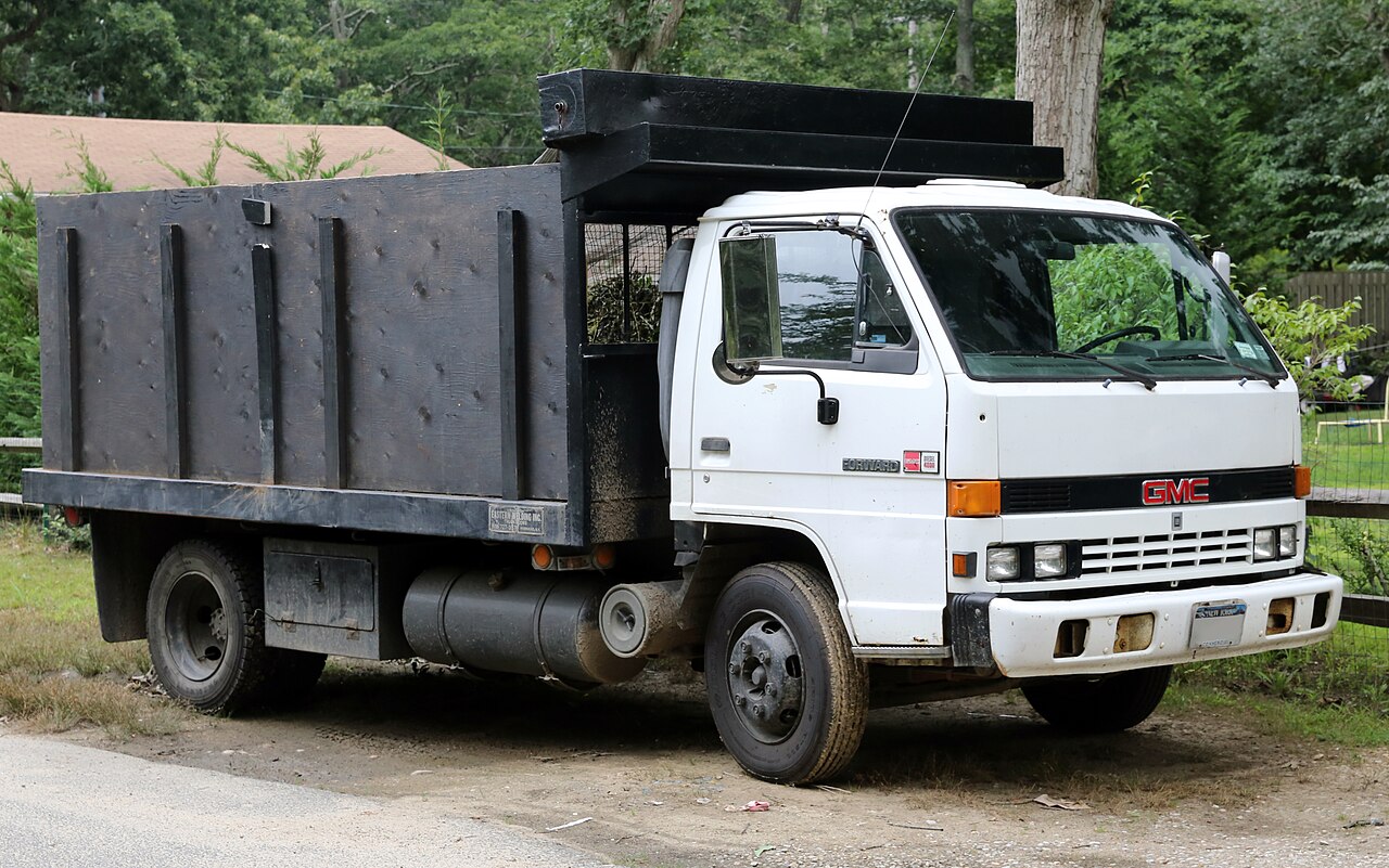GMC Forward / W-Series, rear
