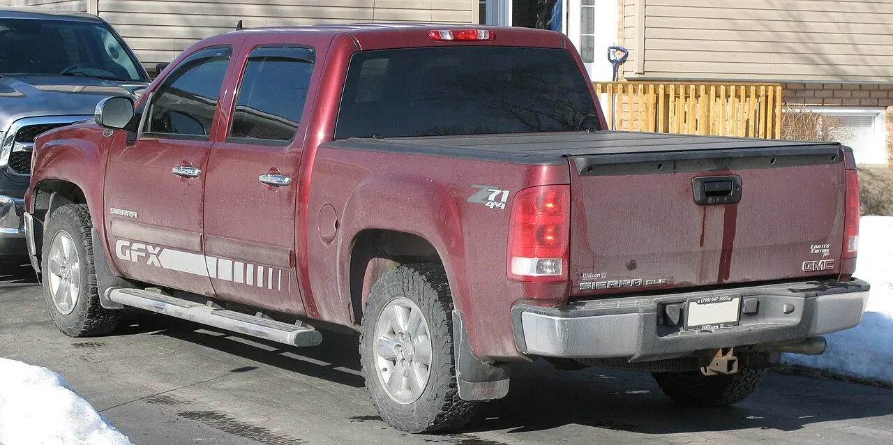 GMC Sierra 1500, rear