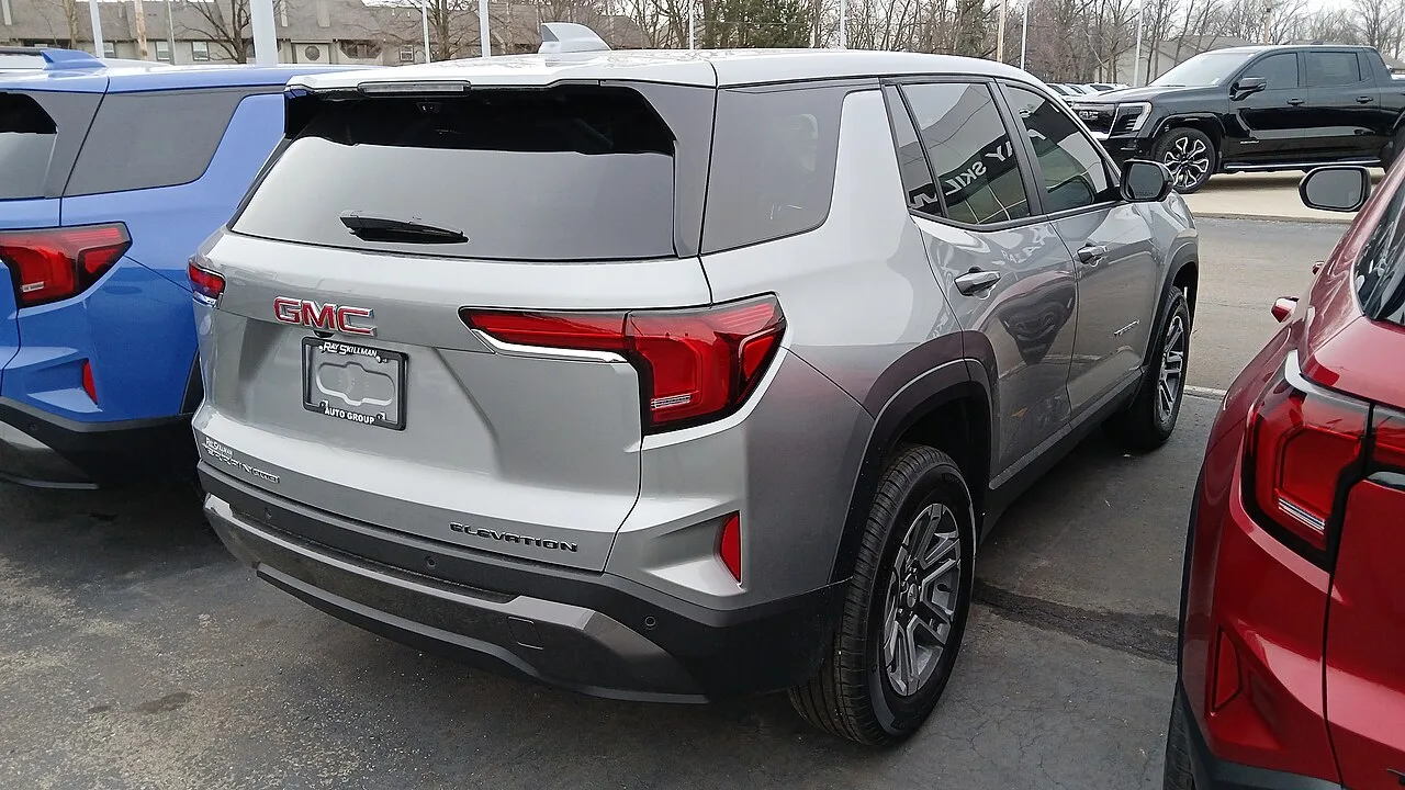 GMC Terrain, rear