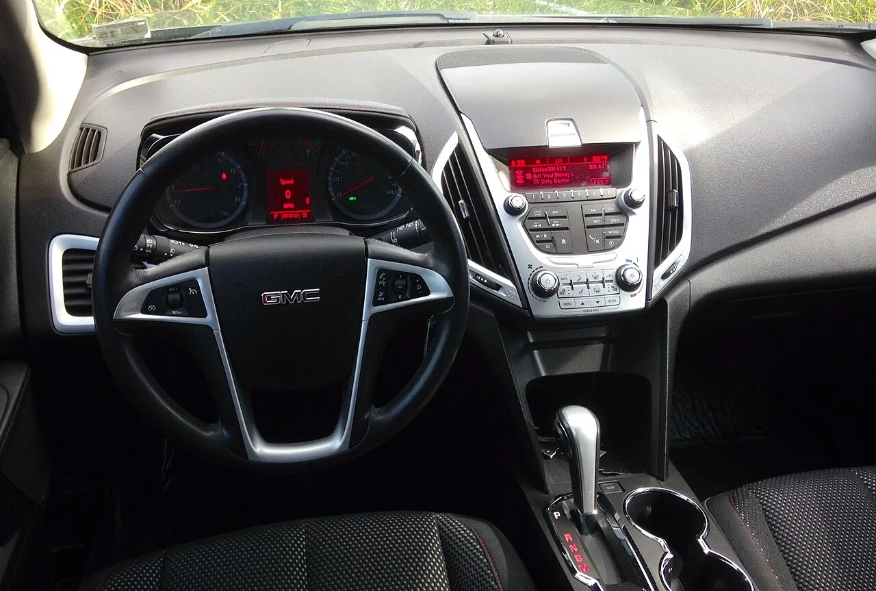 GMC Terrain, interior