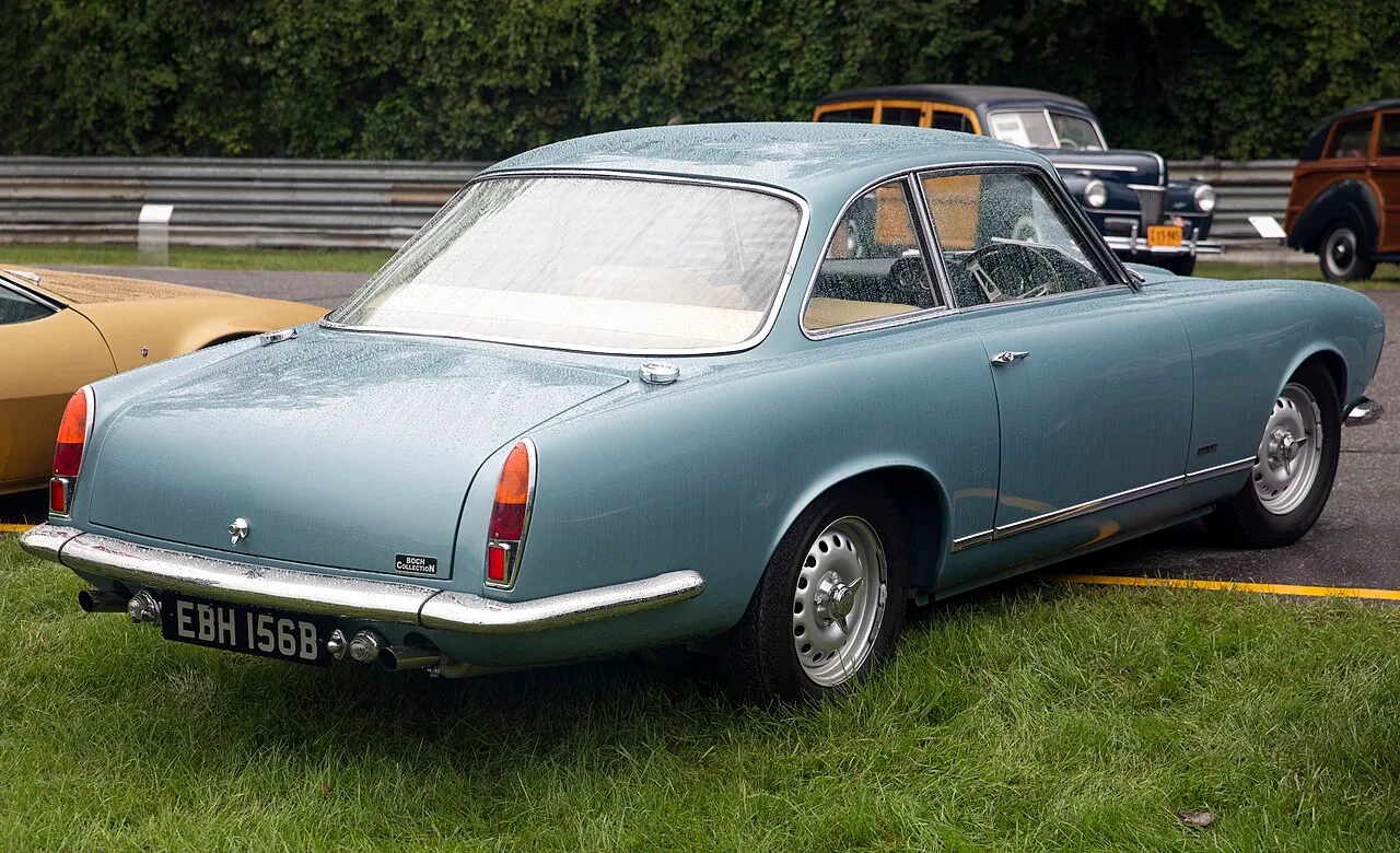 Gordon-Keeble GK1, rear
