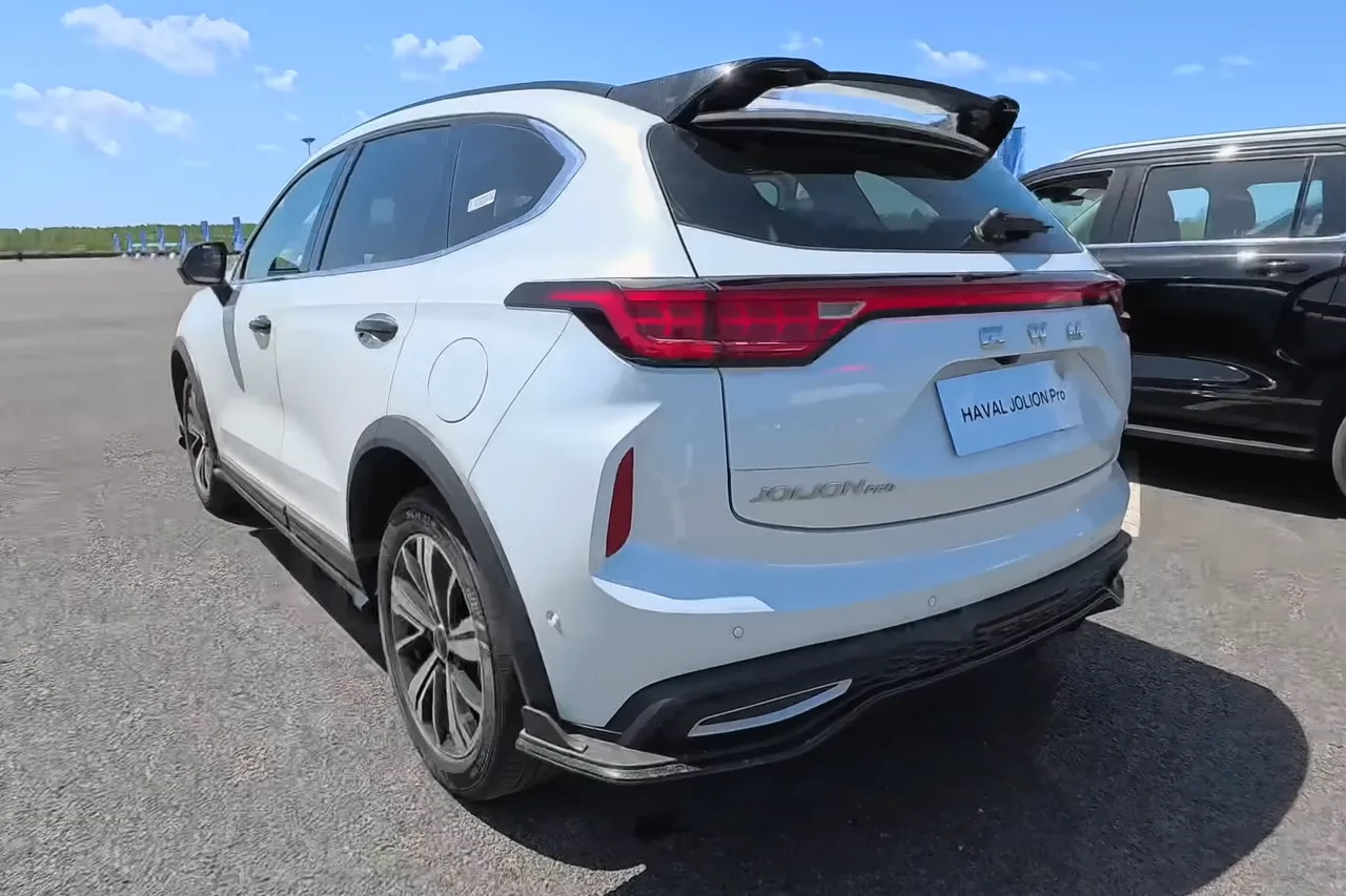 Haval Jolion, rear