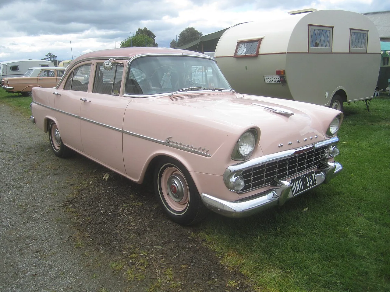 Holden EK, side