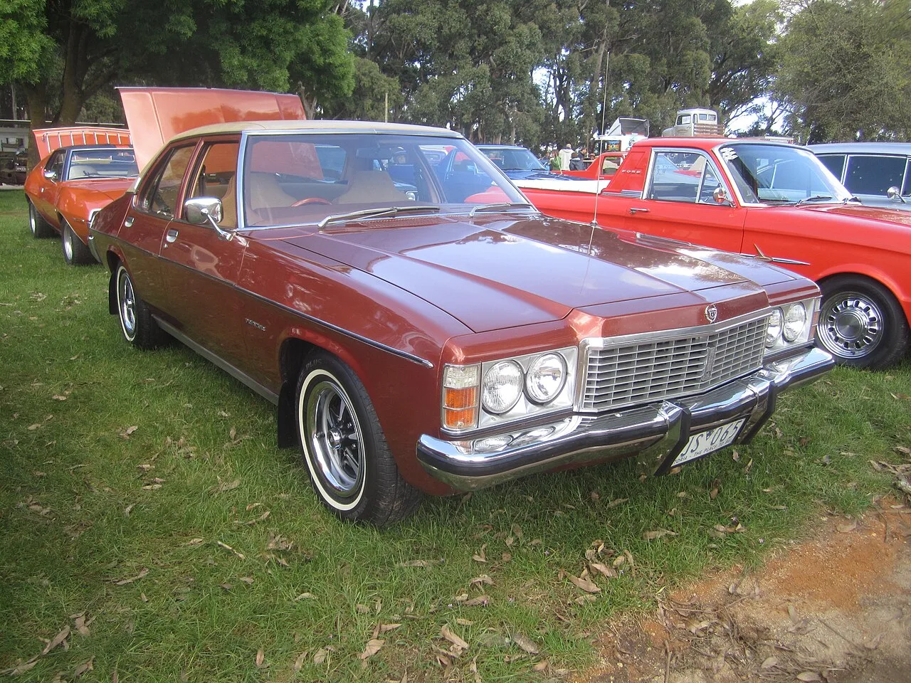 Holden HJ, rear