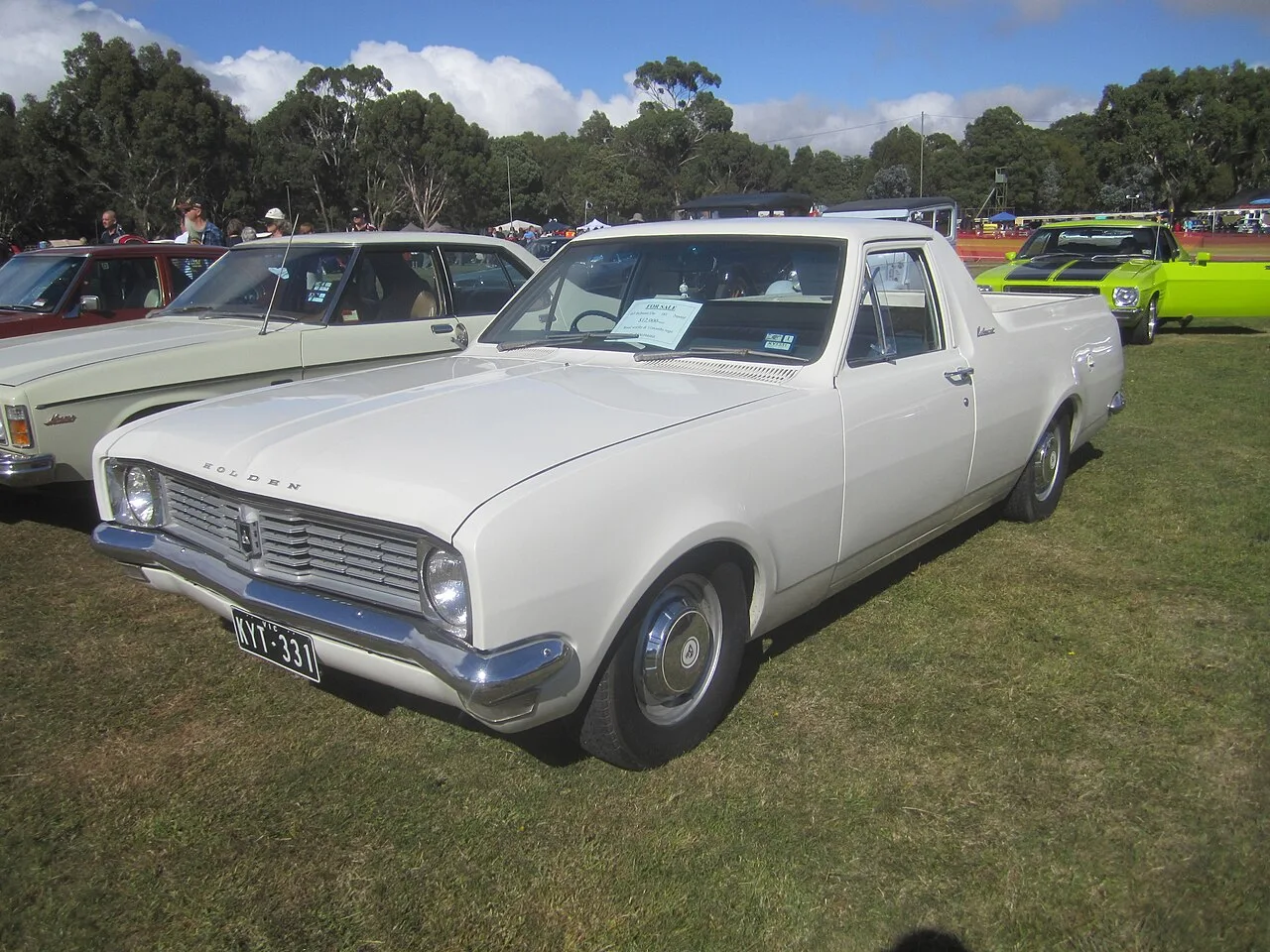 Holden HT, rear
