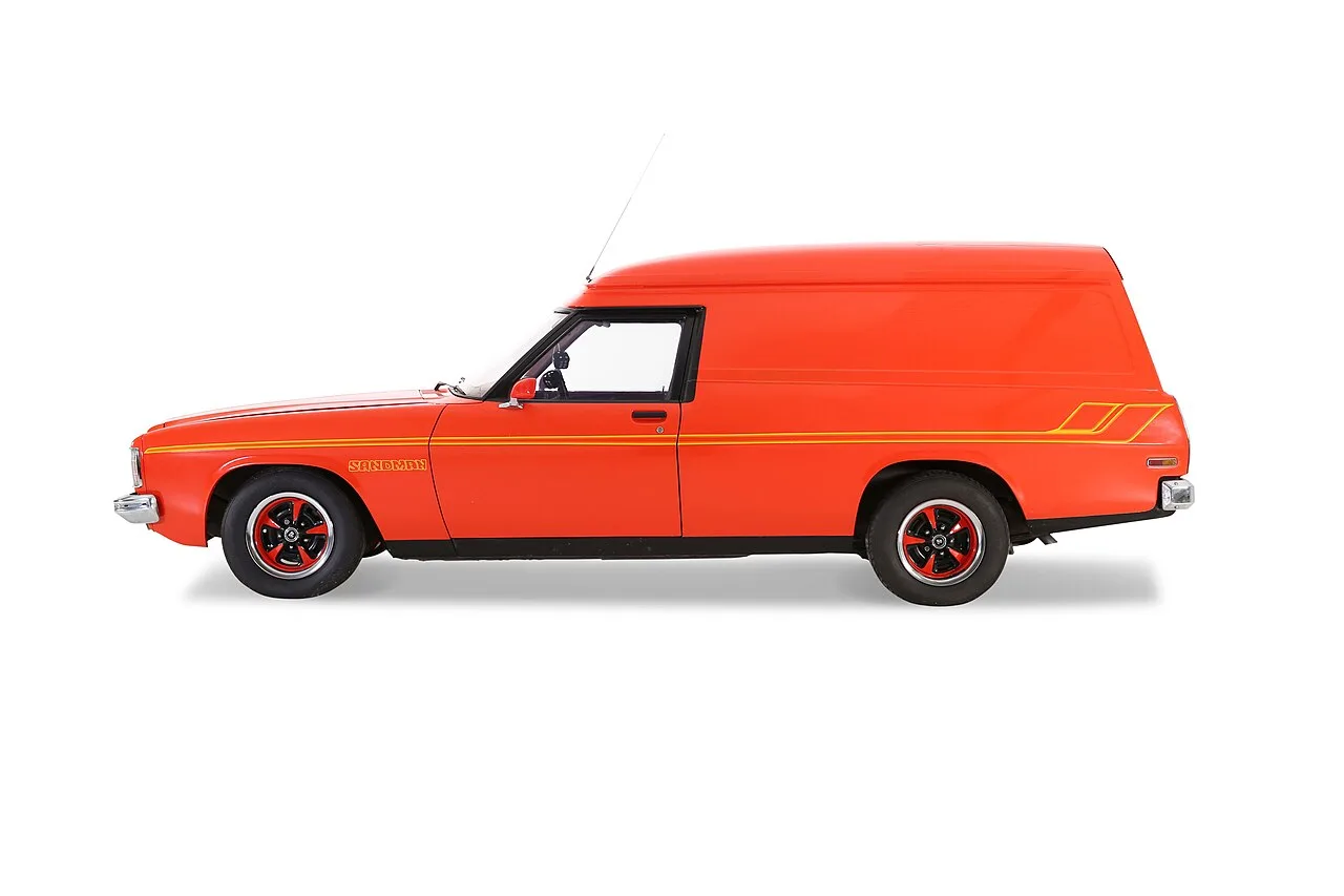 Holden Sandman HQ / HJ / HX / HZ, side