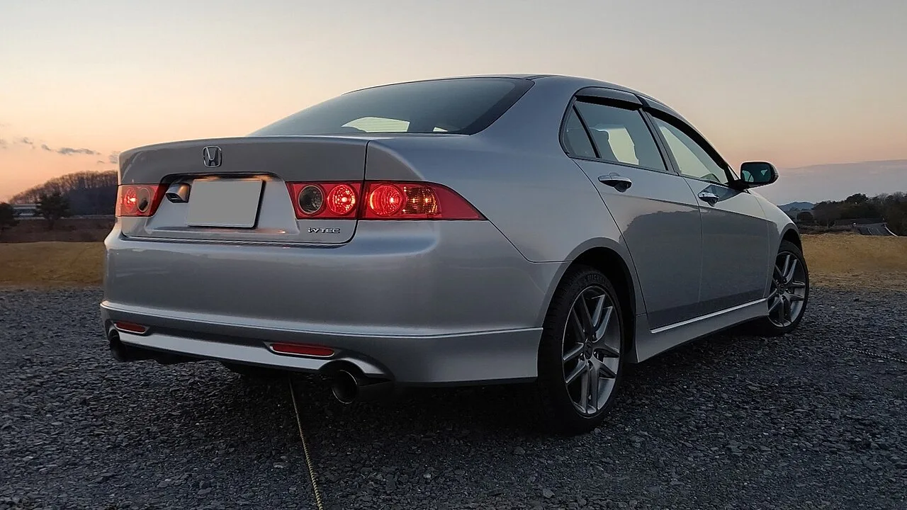 Honda Accord Euro R, rear