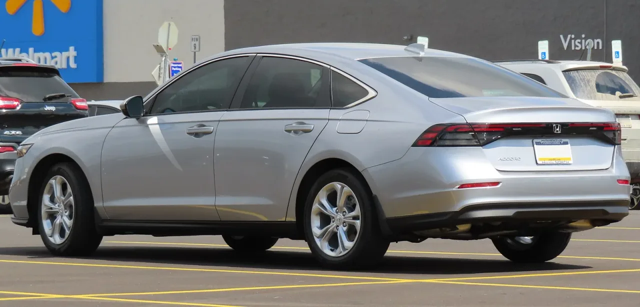 Honda Accord, rear