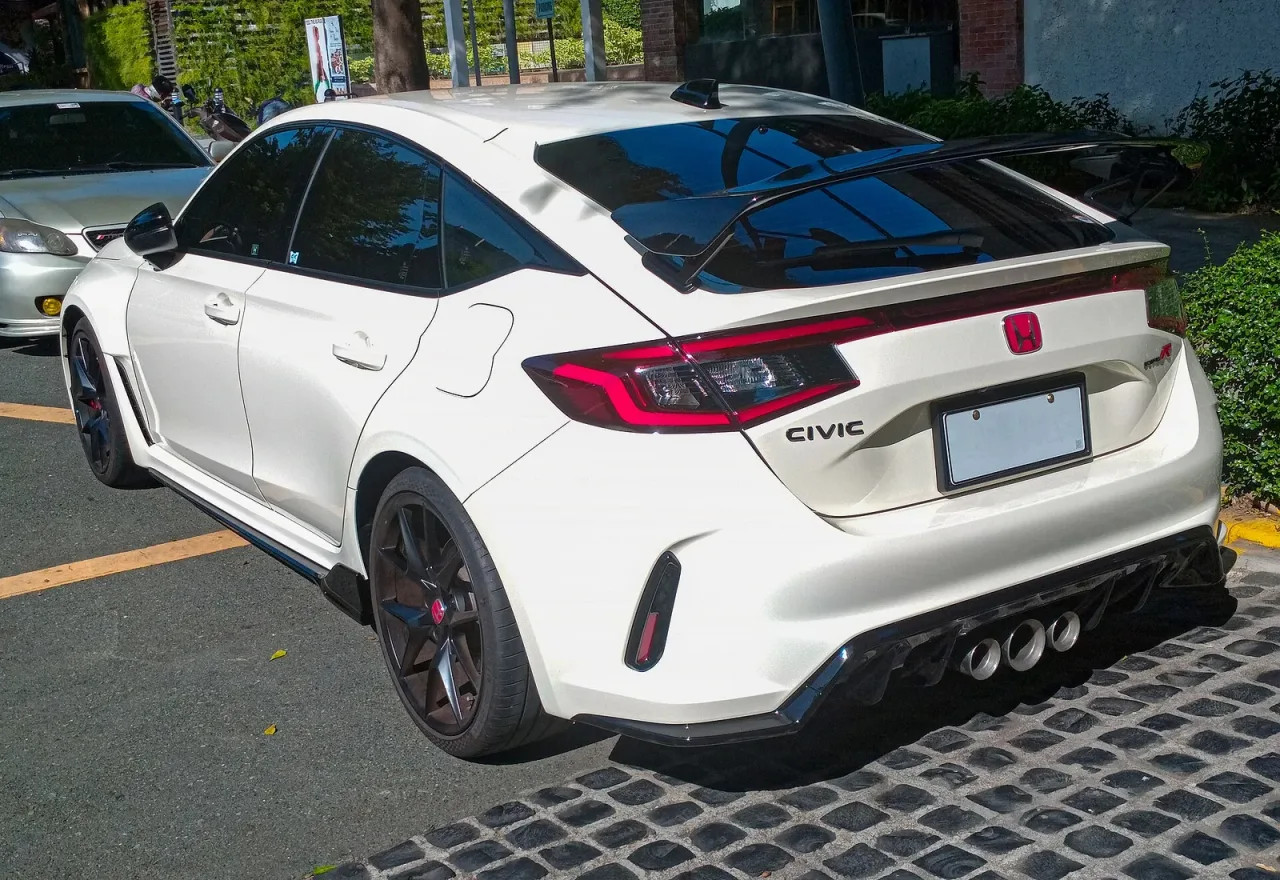 Honda Civic Type R, rear