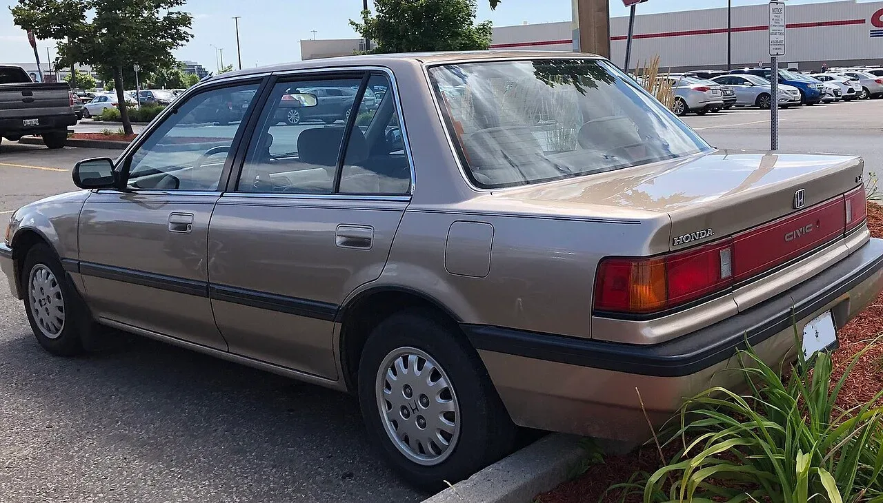 Honda Civic, rear