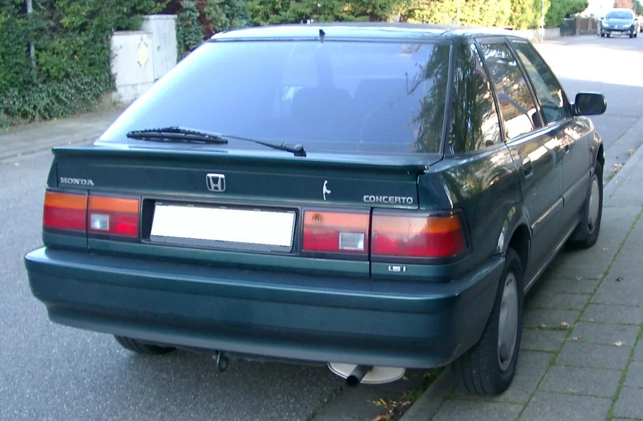 Honda Concerto, rear