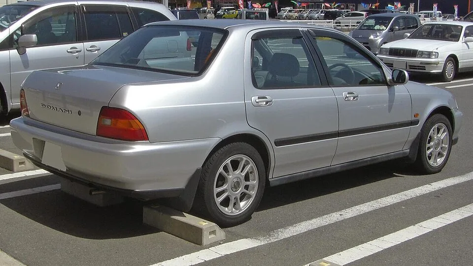 Honda Domani MA4–MA7, rear