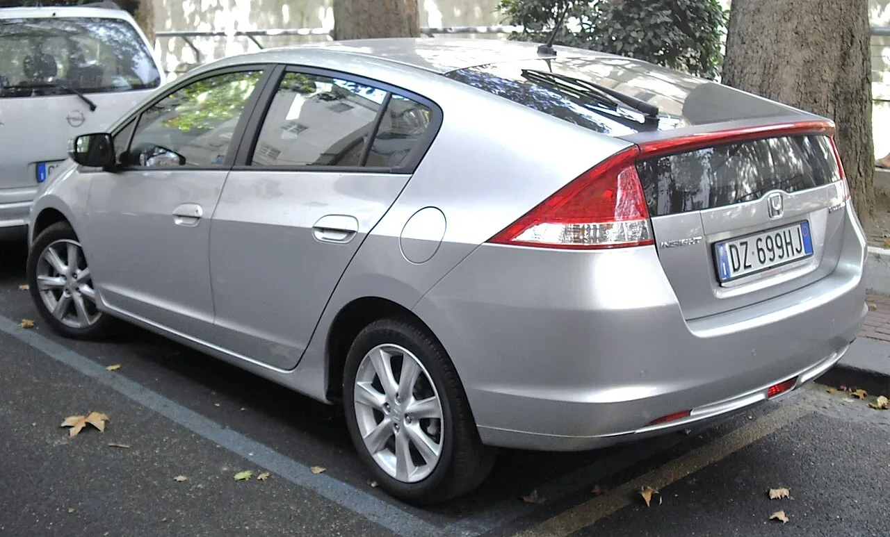 Honda Insight, rear