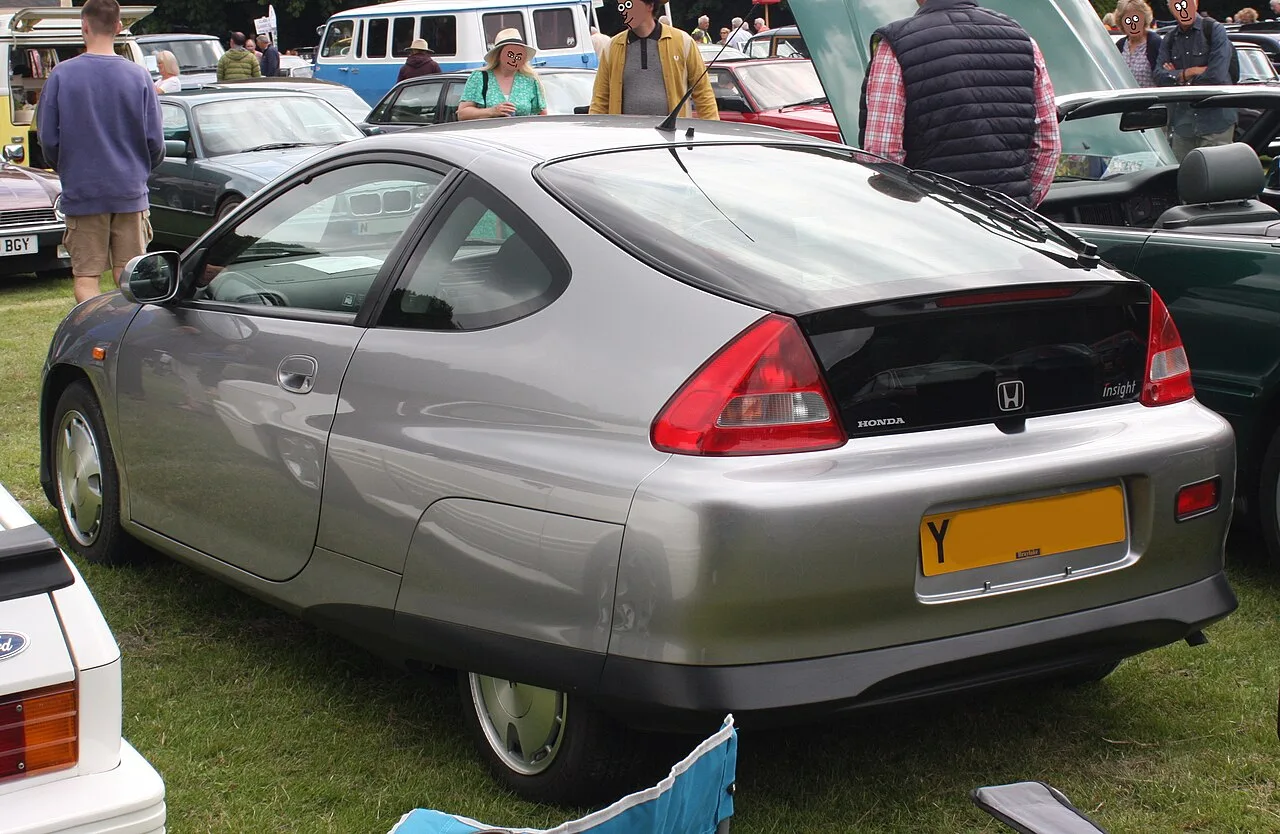 Honda Insight, rear