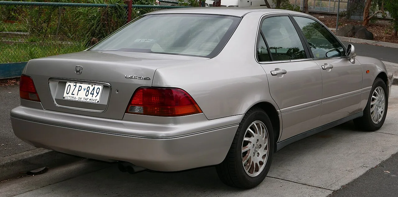 Honda Legend KA9 third generation, rear