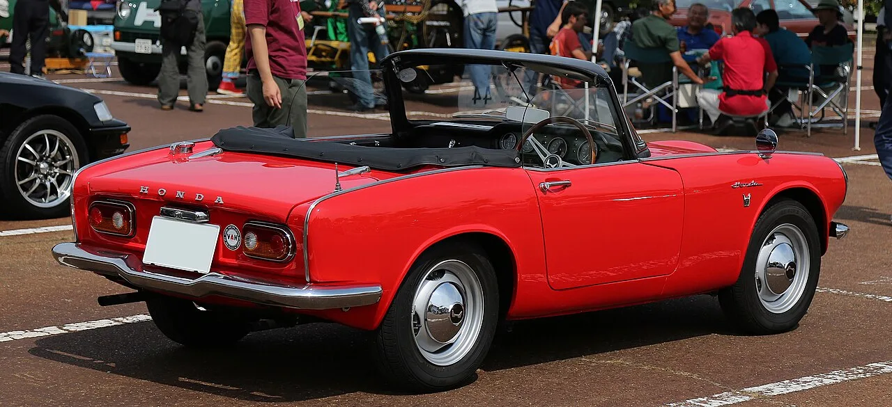 Honda S800, rear