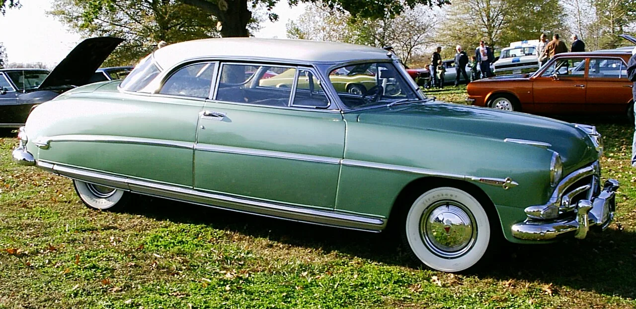 Hudson Commodore, side