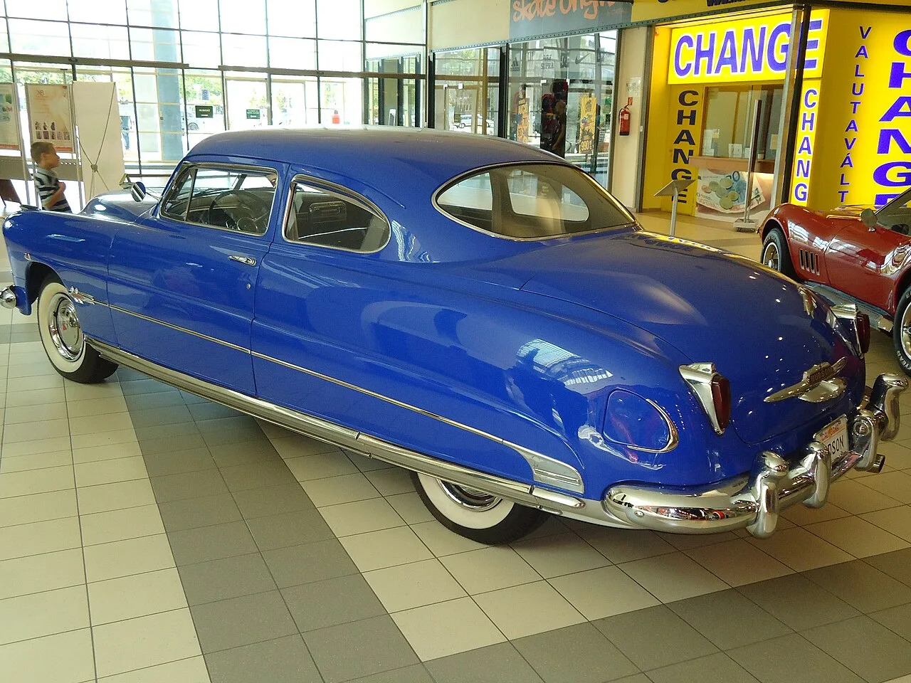 Hudson Hornet, rear