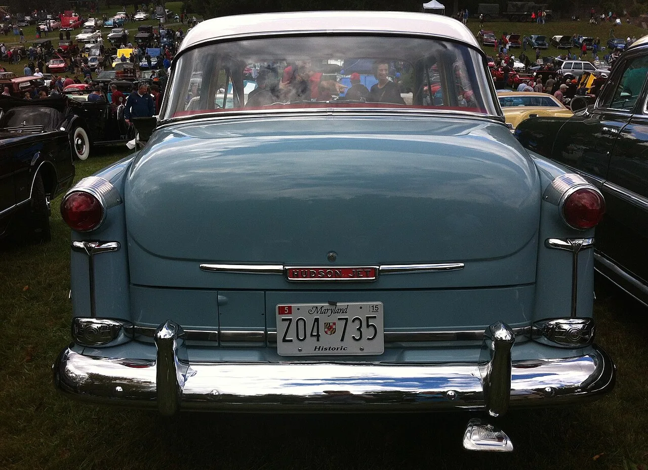 Hudson Jet, rear