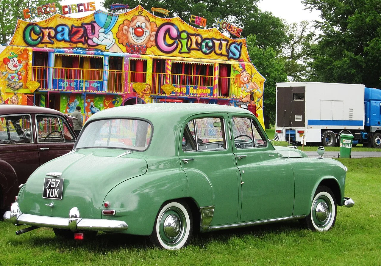 Humber Hawk Mk III to V, rear