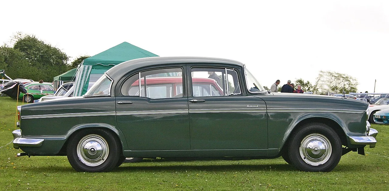 Humber Hawk Mk VI and VIA, side