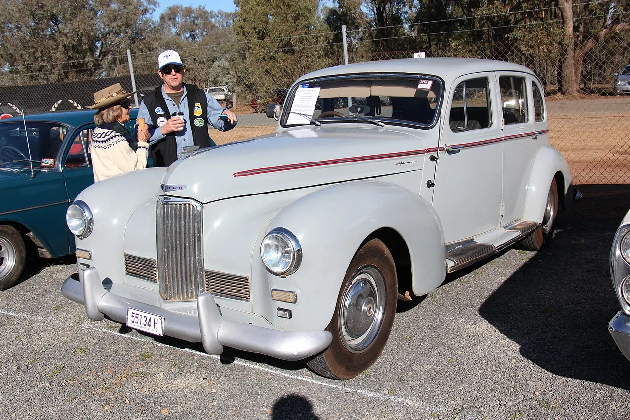 Humber Super Snipe Mark I to III, rear