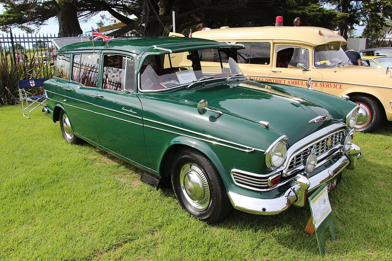 Humber Super Snipe Series I to V, side