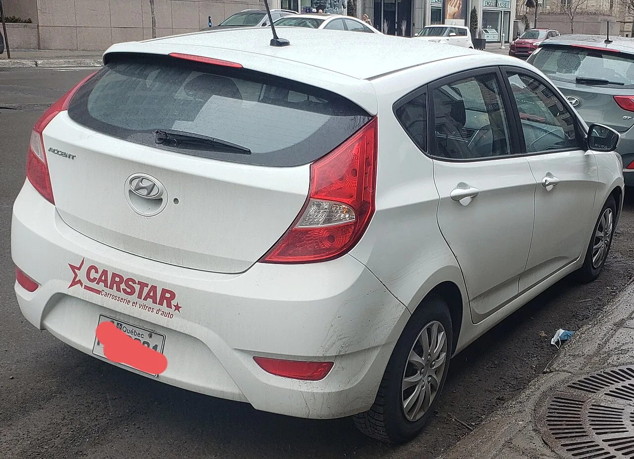 Hyundai Accent, rear