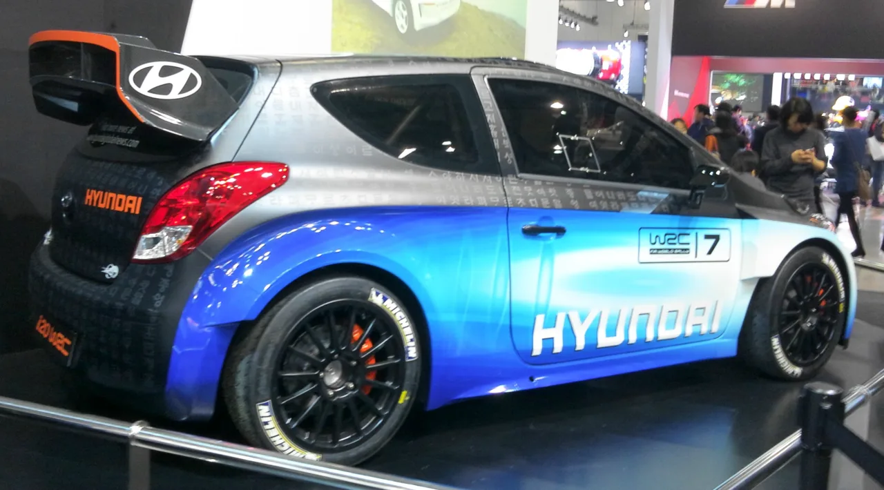 Hyundai i20 BC3, side