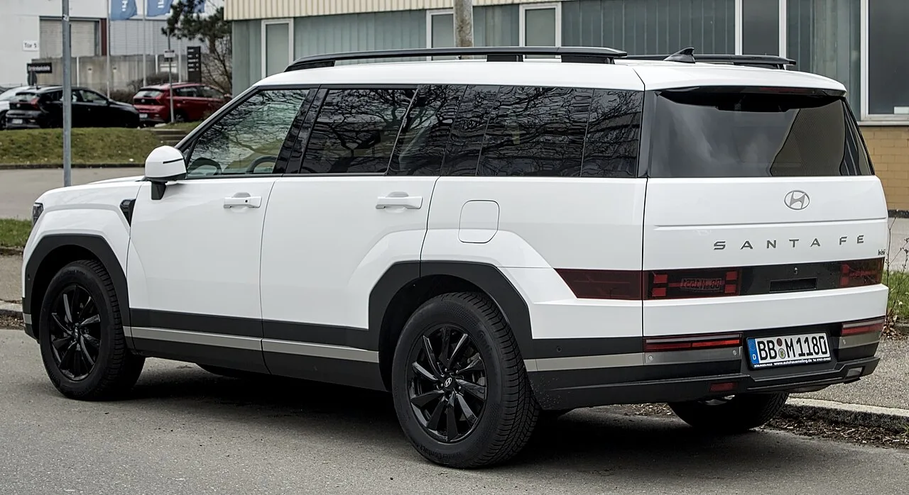 Hyundai Santa Fe, rear