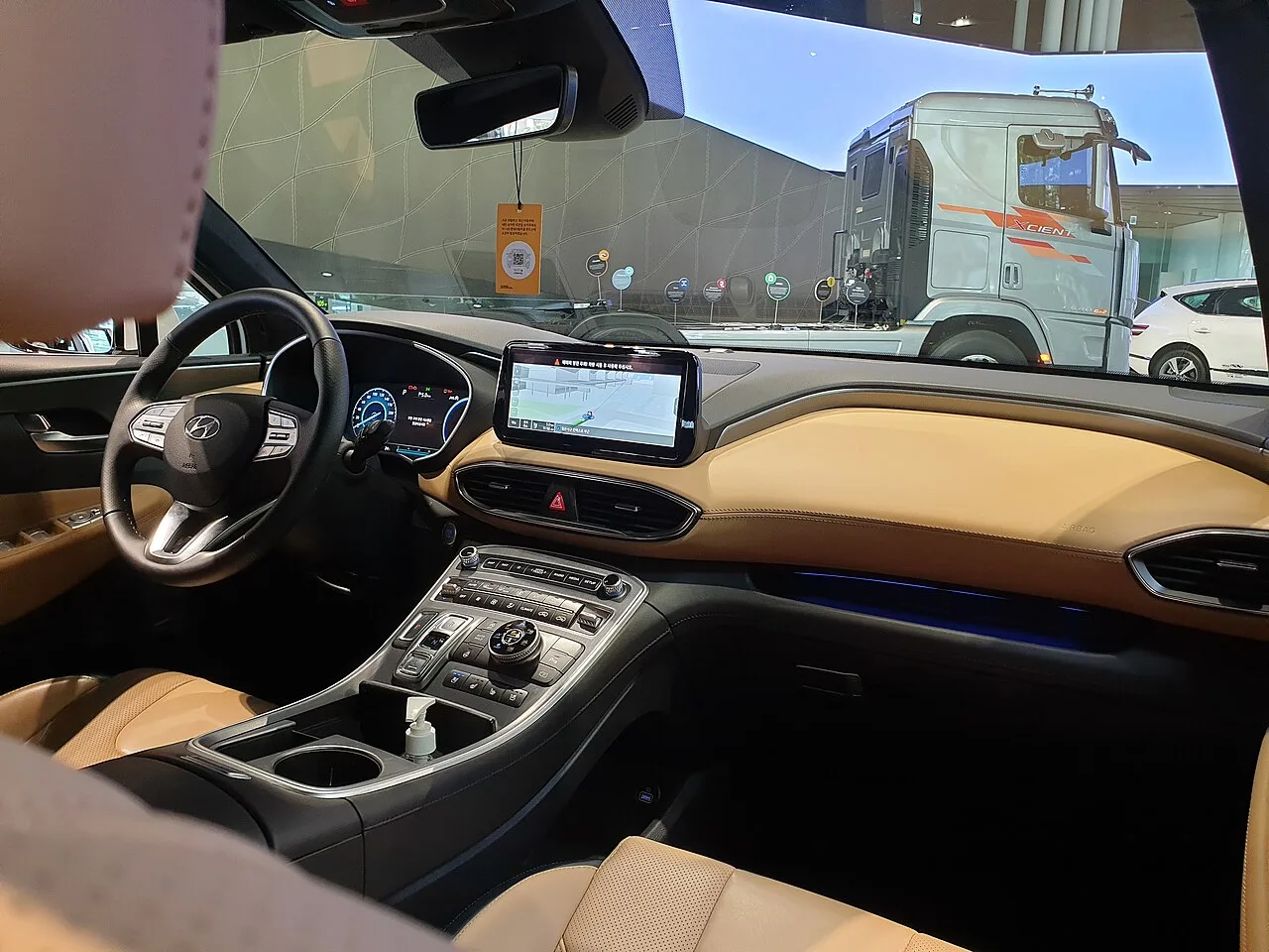 Hyundai Santa Fe, interior